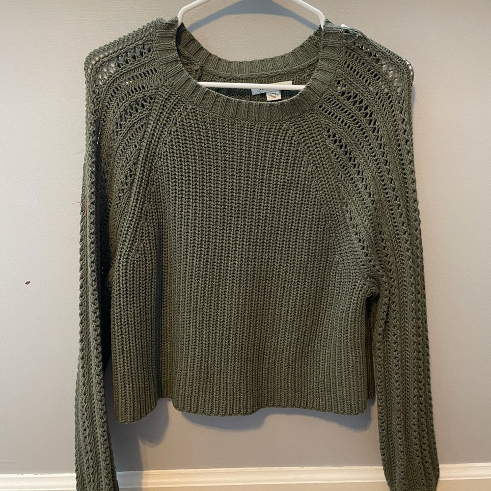 American Eagle cropped sweater (Small)